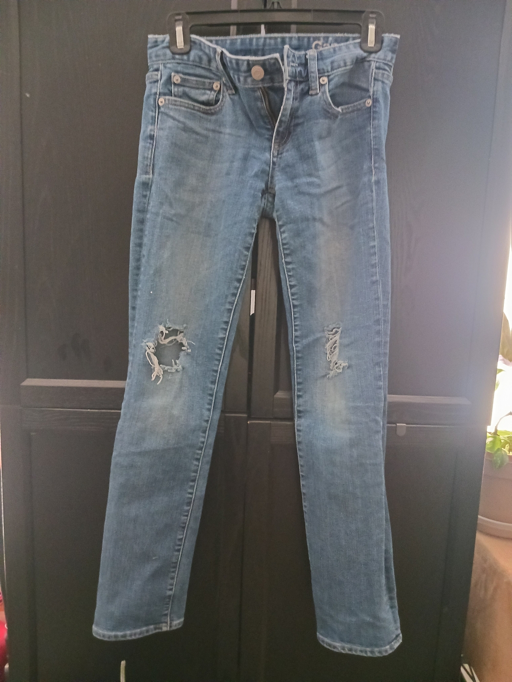 GAP Blue Straight-Leg Distressed Women’s Jeans